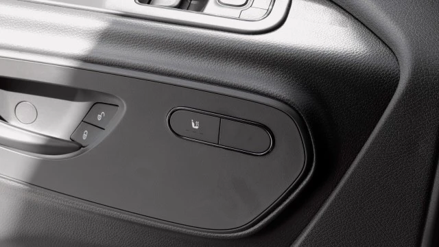 2025 Mercedes-Benz VS30 Sprinter - Image 5 of 12