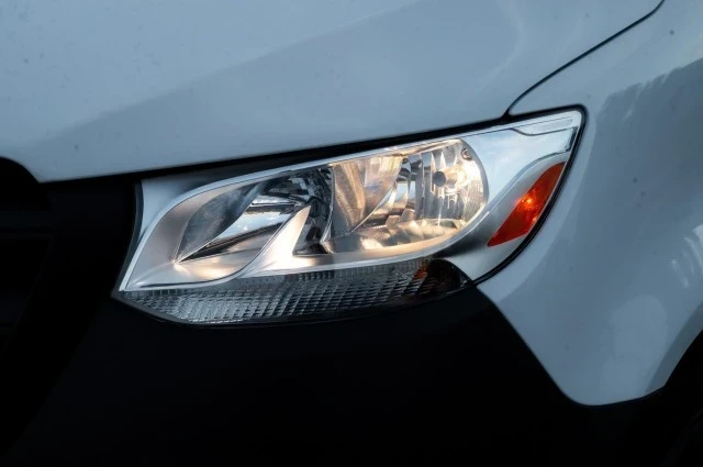 2025 Mercedes-Benz VS30 Sprinter - Image 9 of 12