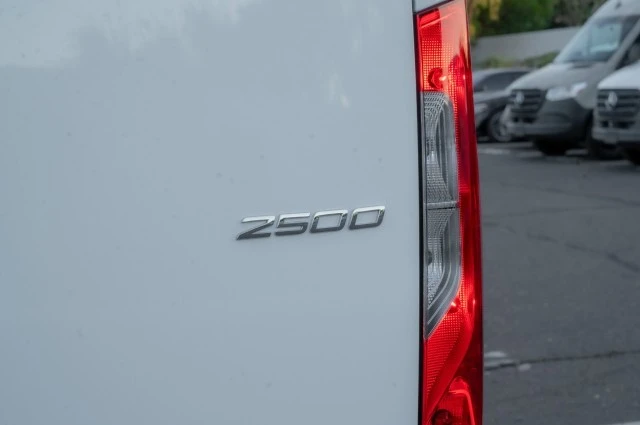 2025 Mercedes-Benz VS30 Sprinter - Image 7 of 12