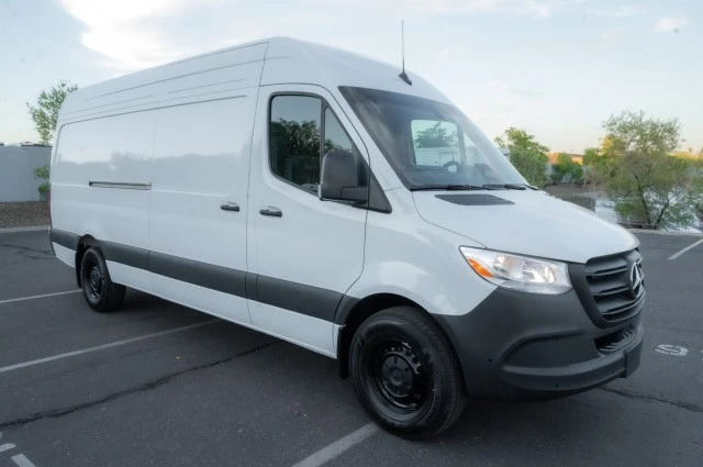 2025 Mercedes-Benz VS30 Sprinter - Image 3 of 12