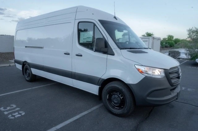 2025 Mercedes-Benz VS30 Sprinter - Image 3 of 12