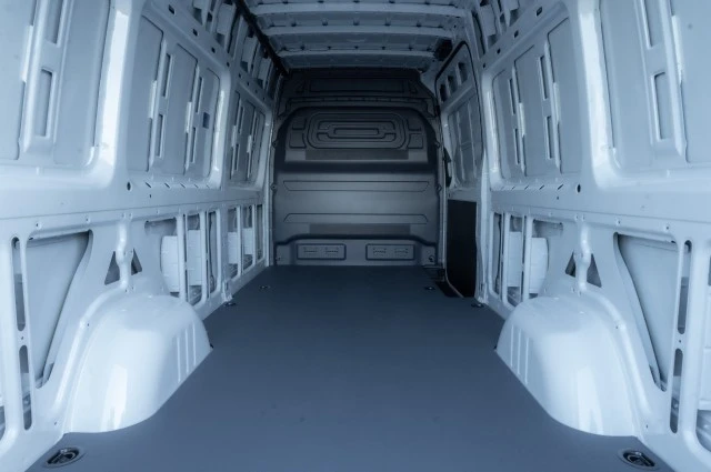 2025 Mercedes-Benz VS30 Sprinter - Image 9 of 12