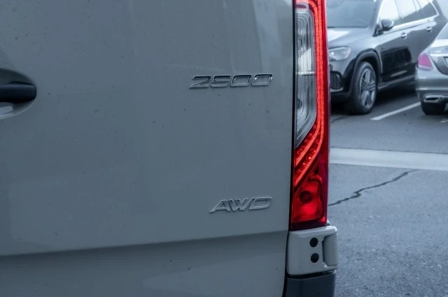 2025 Mercedes-Benz VS30 Sprinter - Image 7 of 12