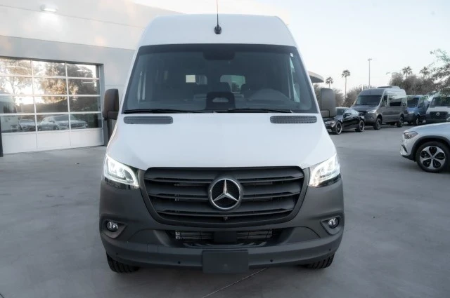 2025 Mercedes-Benz VS30 Sprinter - Image 2 of 12