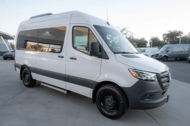 2025 Mercedes-Benz VS30 Sprinter - Image 3 of 12
