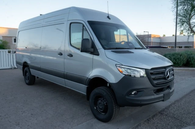 2025 Mercedes-Benz VS30 Sprinter - Image 3 of 12