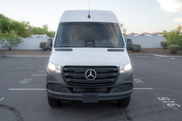 2025 Mercedes-Benz VS30 Sprinter - Image 2 of 12
