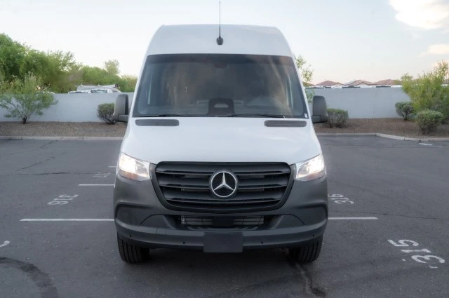 2025 Mercedes-Benz VS30 Sprinter - Image 2 of 12