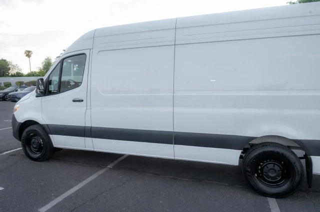 2025 Mercedes-Benz VS30 Sprinter - Image 5 of 12
