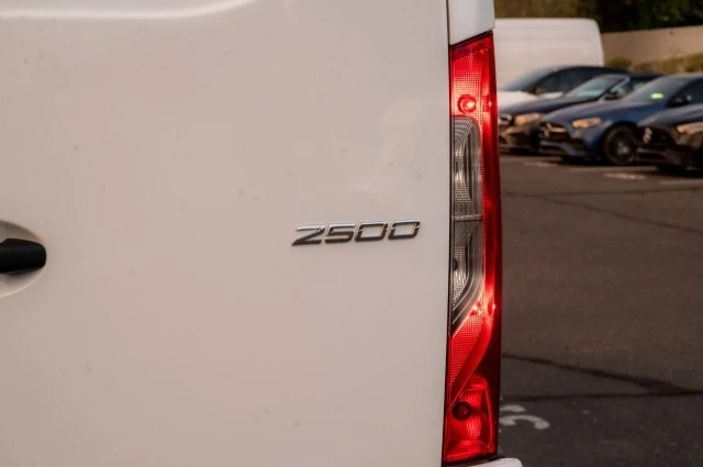 2025 Mercedes-Benz VS30 Sprinter - Image 7 of 12