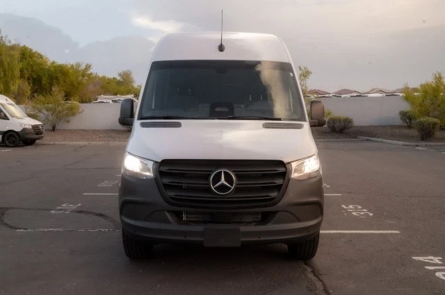 2025 Mercedes-Benz VS30 Sprinter - Image 2 of 12