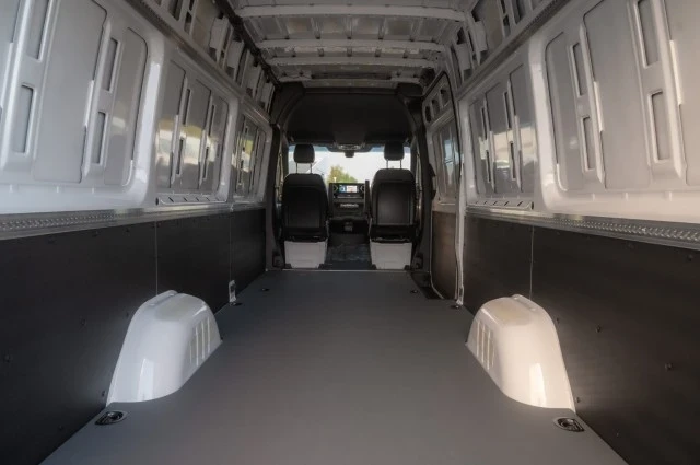 2025 Mercedes-Benz VS30 Sprinter - Image 11 of 12