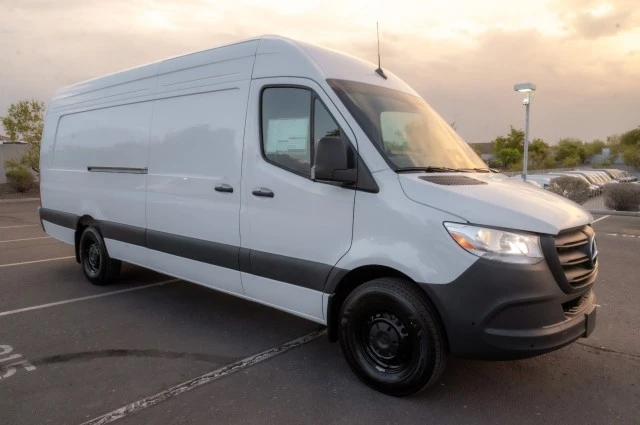 2025 Mercedes-Benz VS30 Sprinter - Image 3 of 12