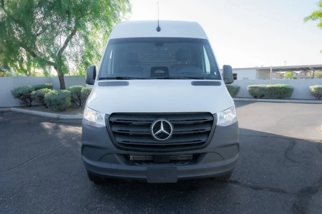 2025 Mercedes-Benz VS30 Sprinter - Image 2 of 12