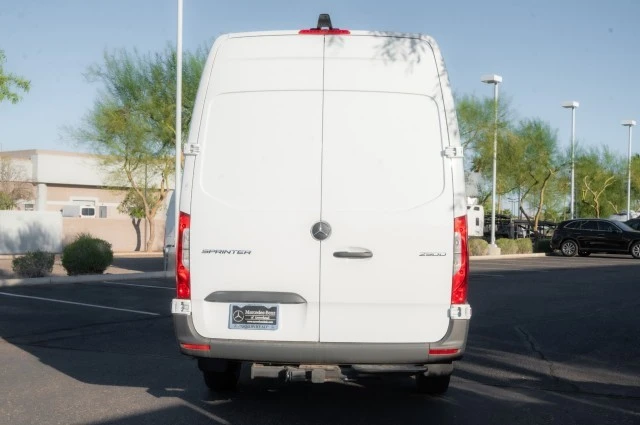 2025 Mercedes-Benz VS30 Sprinter - Image 6 of 12
