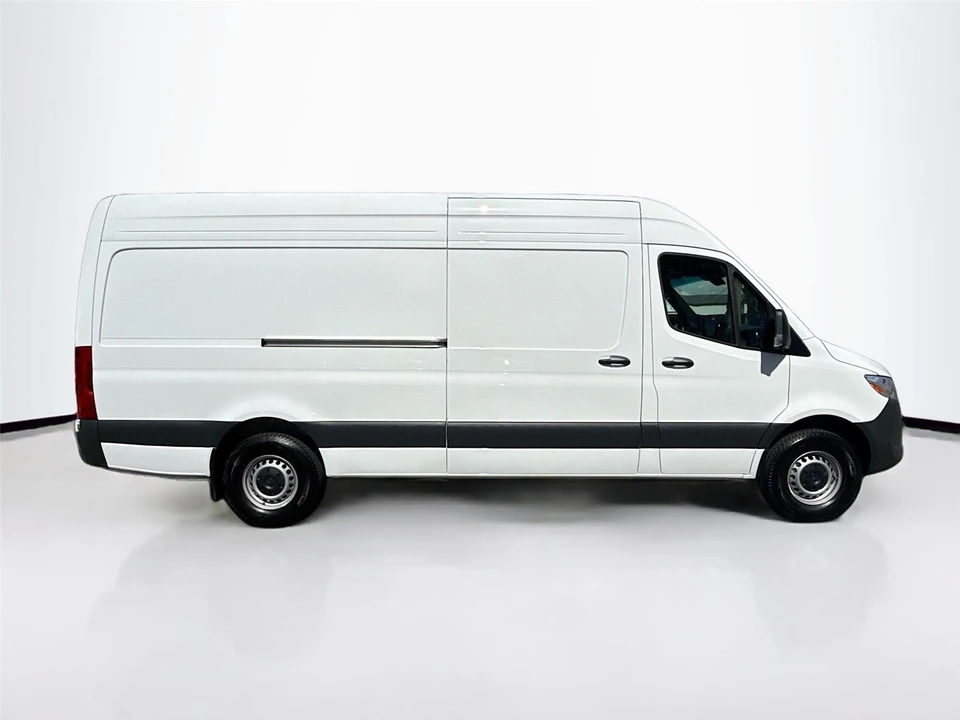 2025 Mercedes-Benz VS30 Sprinter - Image 3 of 21