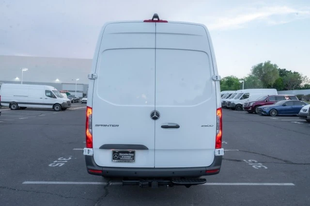 2025 Mercedes-Benz VS30 Sprinter - Image 6 of 12