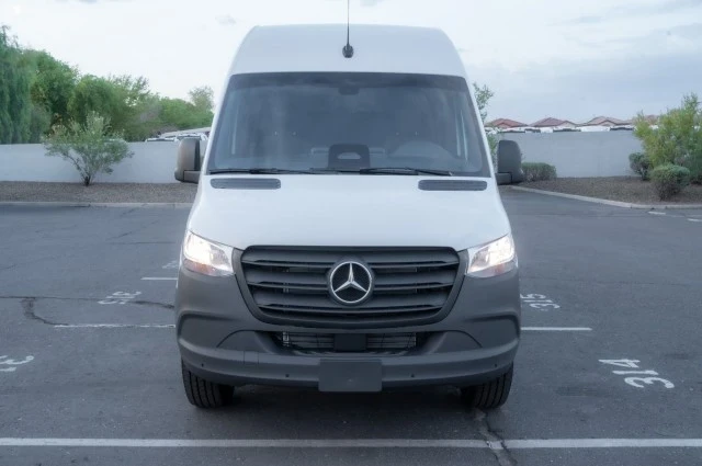 2025 Mercedes-Benz VS30 Sprinter - Image 2 of 12