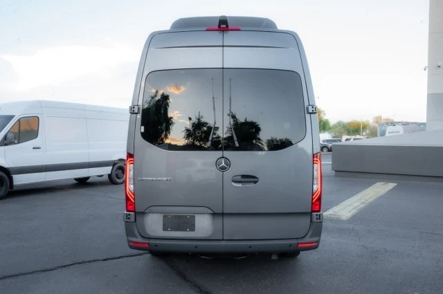 2025 Mercedes-Benz VS30 Sprinter - Image 6 of 12