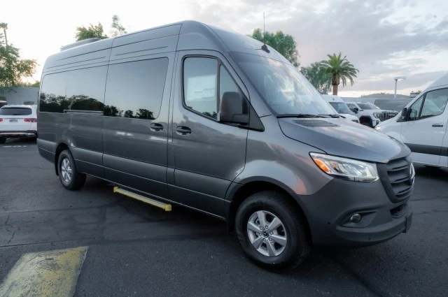 2025 Mercedes-Benz VS30 Sprinter - Image 3 of 12