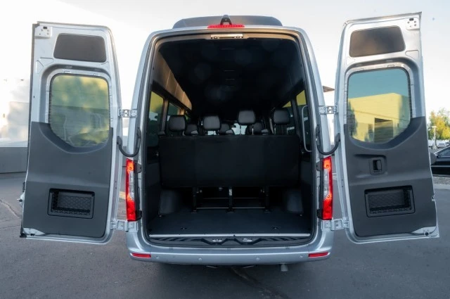 2025 Mercedes-Benz VS30 Sprinter - Image 10 of 12