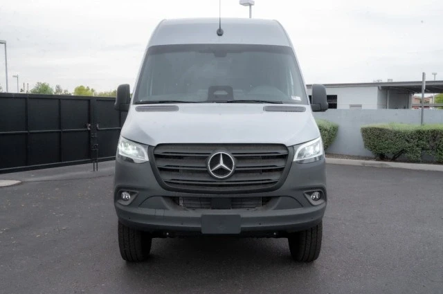2025 Mercedes-Benz VS30 Sprinter - Image 2 of 12