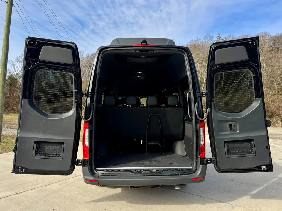 2025 Mercedes-Benz VS30 Sprinter - Image 7 of 12