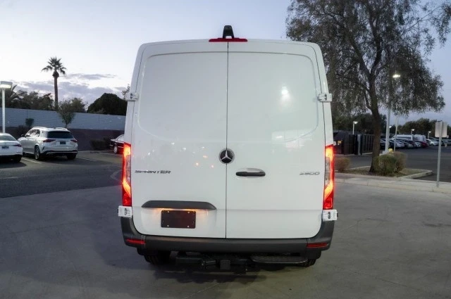 2025 Mercedes-Benz VS30 Sprinter - Image 6 of 12