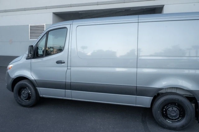 2025 Mercedes-Benz VS30 Sprinter - Image 5 of 12