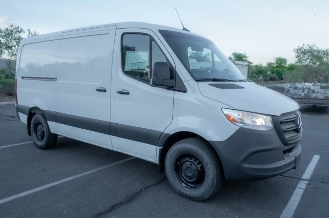 2025 Mercedes-Benz VS30 Sprinter - Image 3 of 12