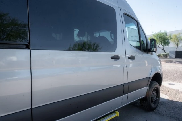 2025 Mercedes-Benz VS30 Sprinter - Image 4 of 12