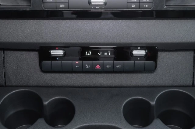 2025 Mercedes-Benz VS30 Sprinter - Image 18 of 21