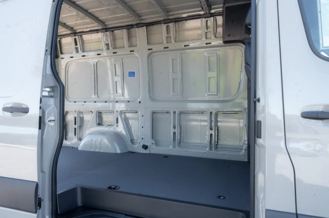 2025 Mercedes-Benz VS30 Sprinter - Image 12 of 12