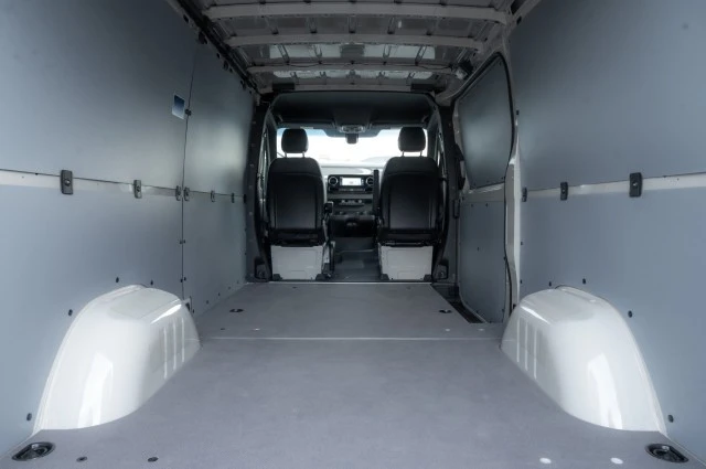 2025 Mercedes-Benz VS30 Sprinter - Image 10 of 21