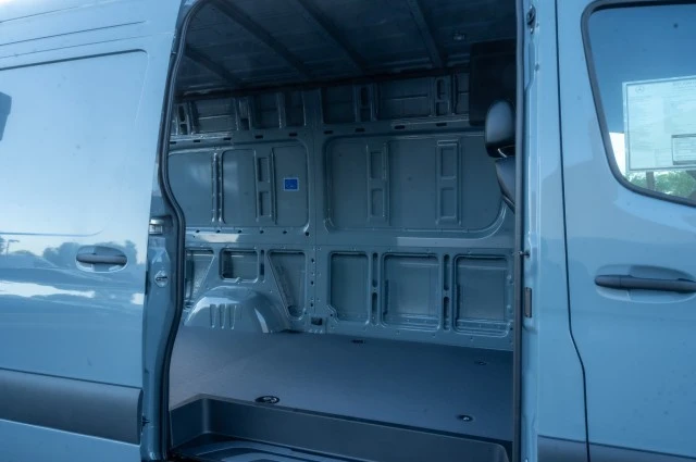 2025 Mercedes-Benz VS30 Sprinter - Image 12 of 12