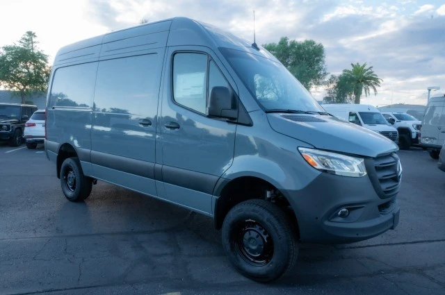 2025 Mercedes-Benz VS30 Sprinter - Image 3 of 12