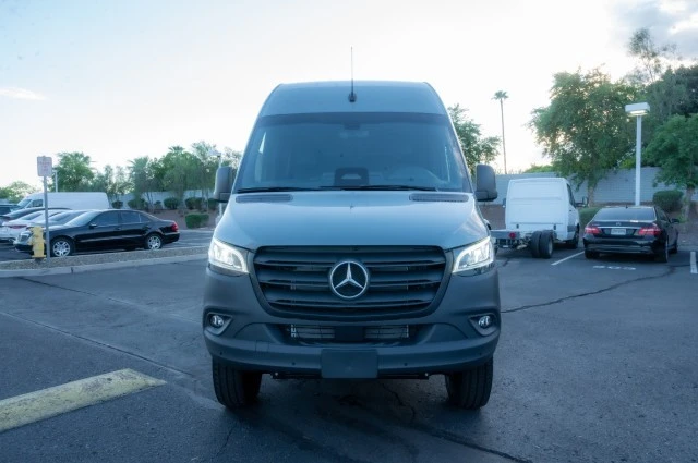 2025 Mercedes-Benz VS30 Sprinter - Image 2 of 12