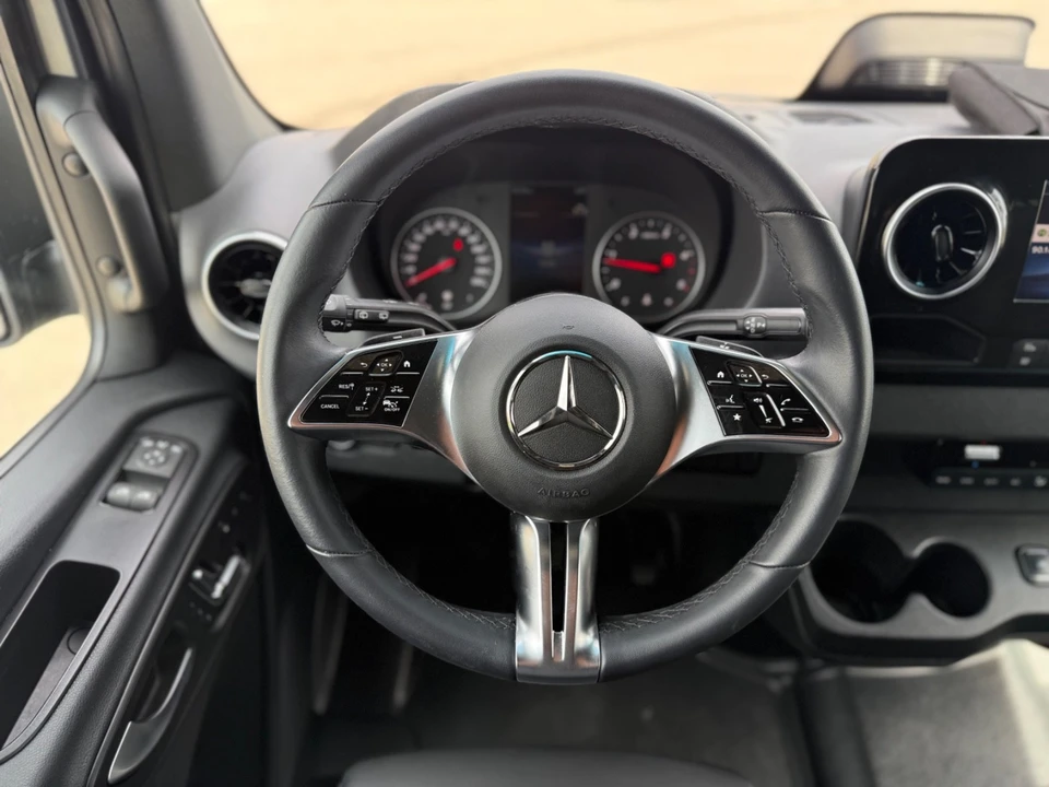2025 Mercedes-Benz VS30 Sprinter - Image 20 of 21