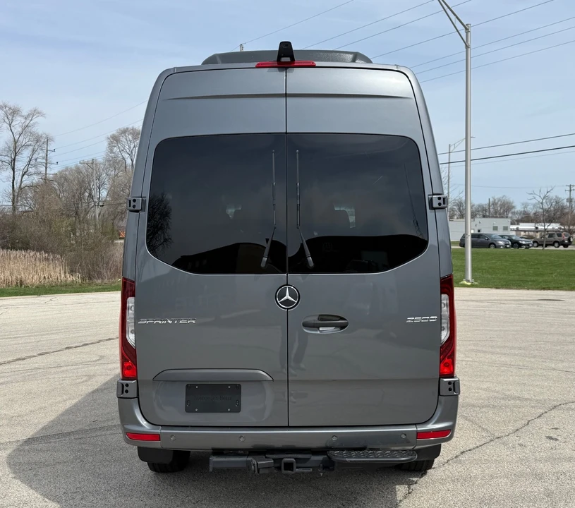 2025 Mercedes-Benz VS30 Sprinter - Image 9 of 21