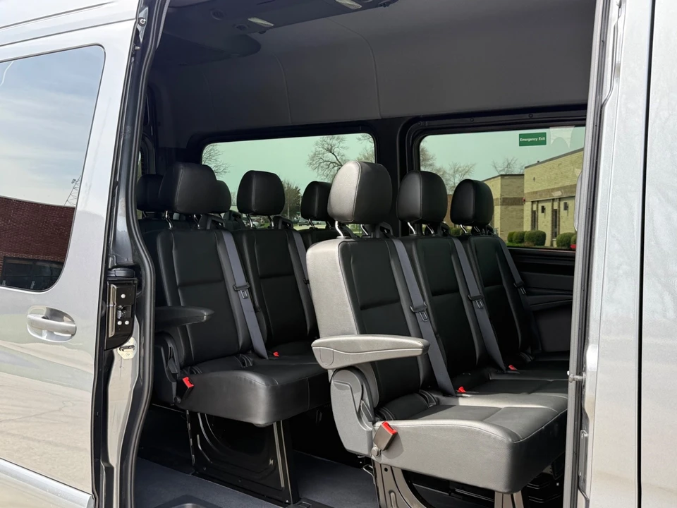 2025 Mercedes-Benz VS30 Sprinter - Image 13 of 21