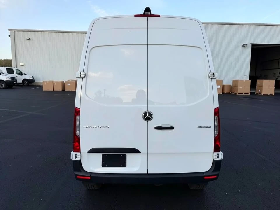 2025 Mercedes-Benz VS30 Sprinter - Image 4 of 9