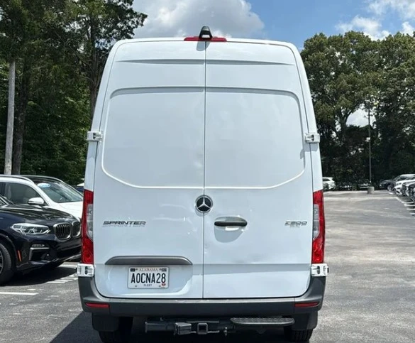 2025 Mercedes-Benz VS30 Sprinter - Image 12 of 13