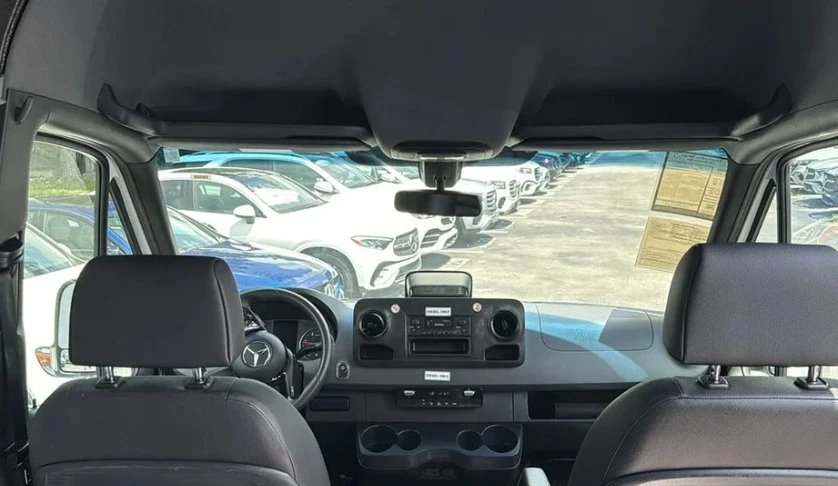 2025 Mercedes-Benz VS30 Sprinter - Image 7 of 13