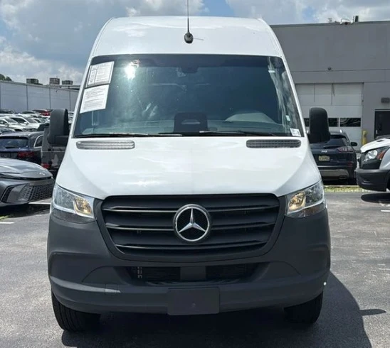 2025 Mercedes-Benz VS30 Sprinter - Image 5 of 13