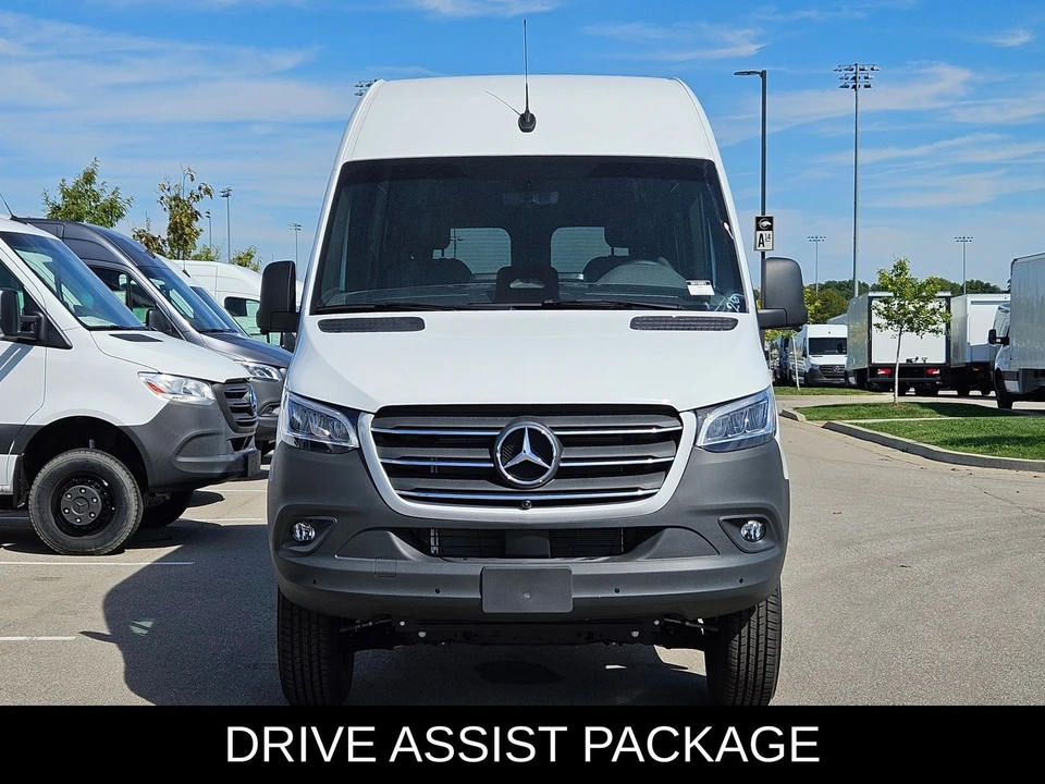 2025 Mercedes-Benz VS30 Sprinter - Image 3 of 12
