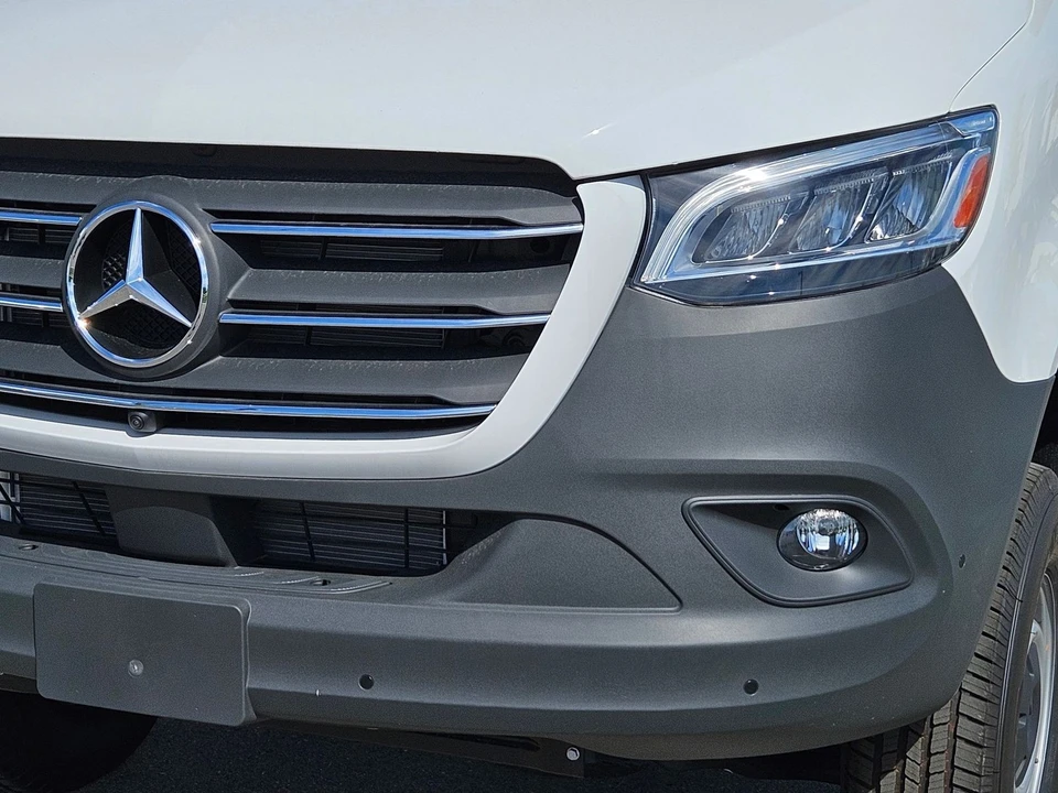 2025 Mercedes-Benz VS30 Sprinter - Image 7 of 12