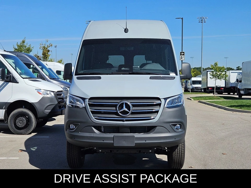 2025 Mercedes-Benz VS30 Sprinter - Image 3 of 12