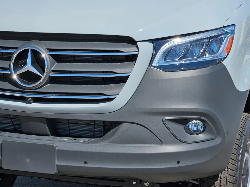 2025 Mercedes-Benz VS30 Sprinter - Image 7 of 12