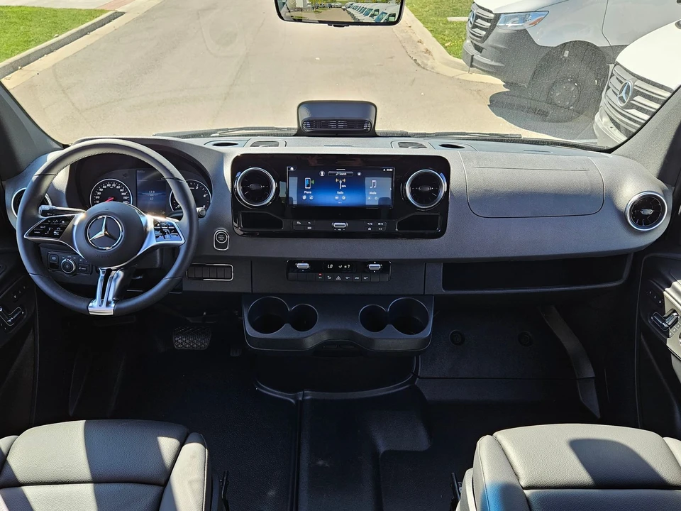 2025 Mercedes-Benz VS30 Sprinter - Image 12 of 12