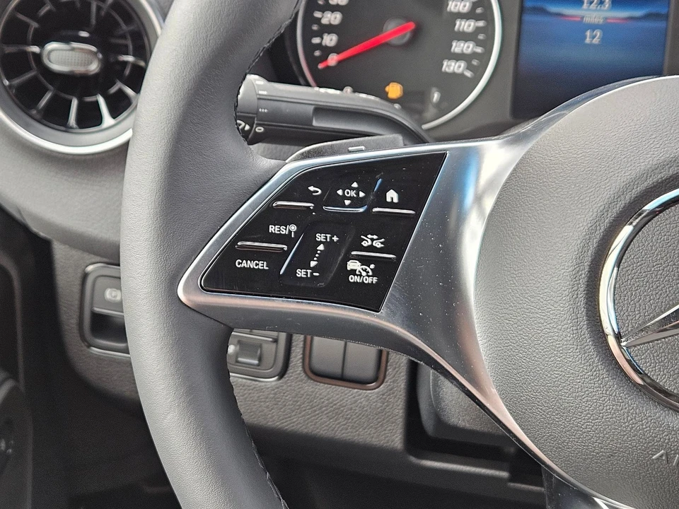 2025 Mercedes-Benz VS30 Sprinter - Image 10 of 21